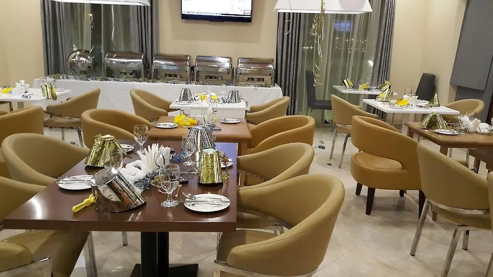 Palette Royal Reflections Hotel And Spa Dubaj 4*,
